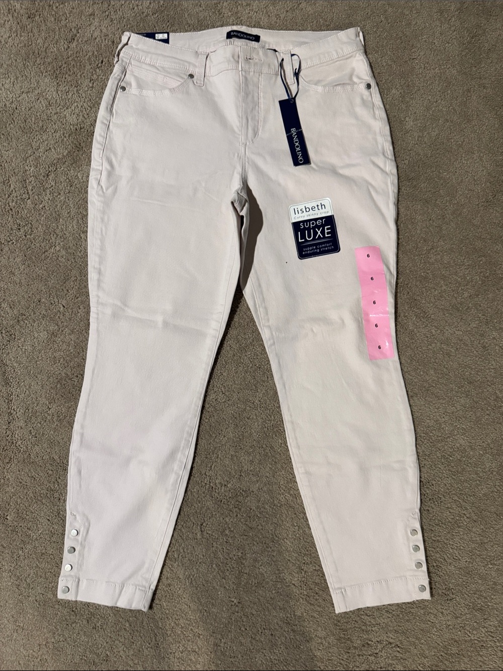 Bandolino Cream Ankle Cropped Jeans